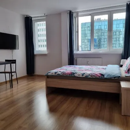 Strict Center, Wifi, Next To Railway Station, Złote Tarasy, Pkin, ścisłe Centrum Apartament Warszawa