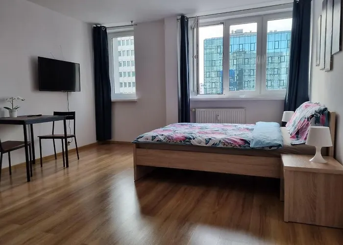 Station Apartment Warsaw